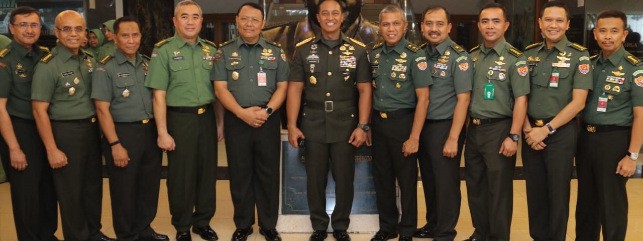Peringati Hari Juang TNI 2019, Kasad Kunjungi Bakti Sosial Di RSPAD Gatot Soebroto